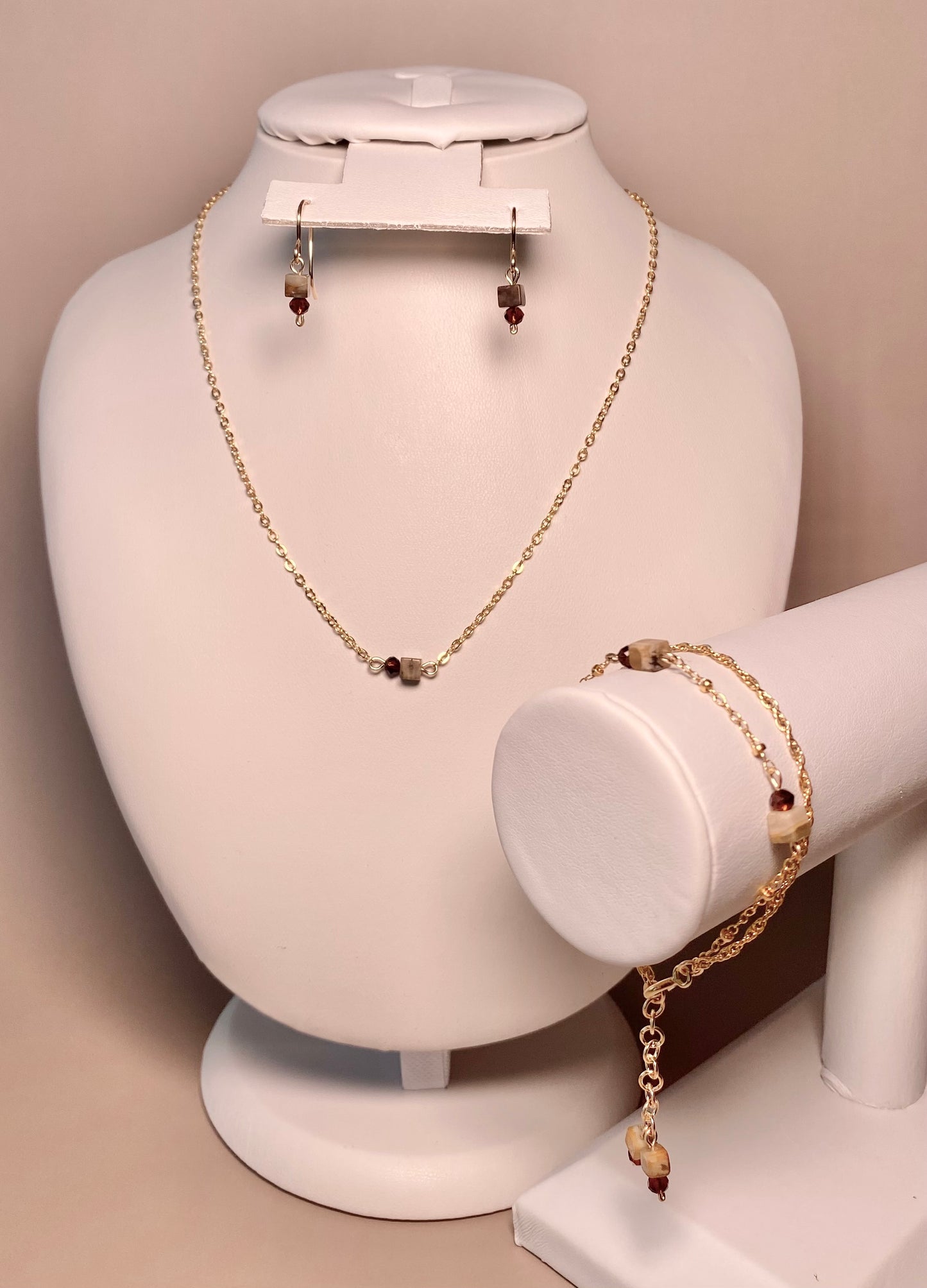 Saffy Necklace