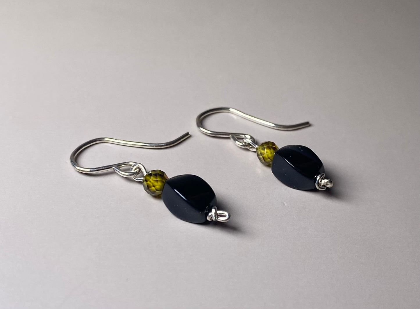 Riya Black Agate Earrings