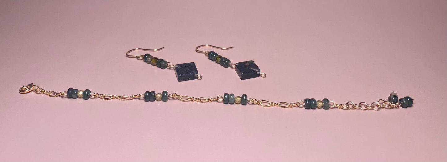 Holly Chain Bracelet