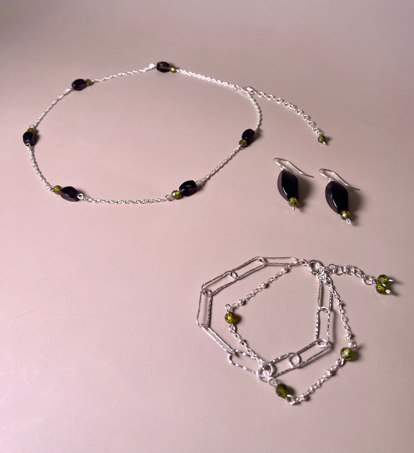 Riya Necklace