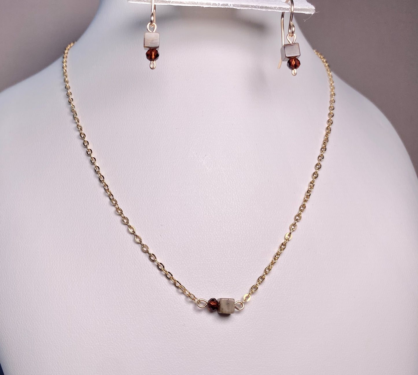 Saffy Necklace